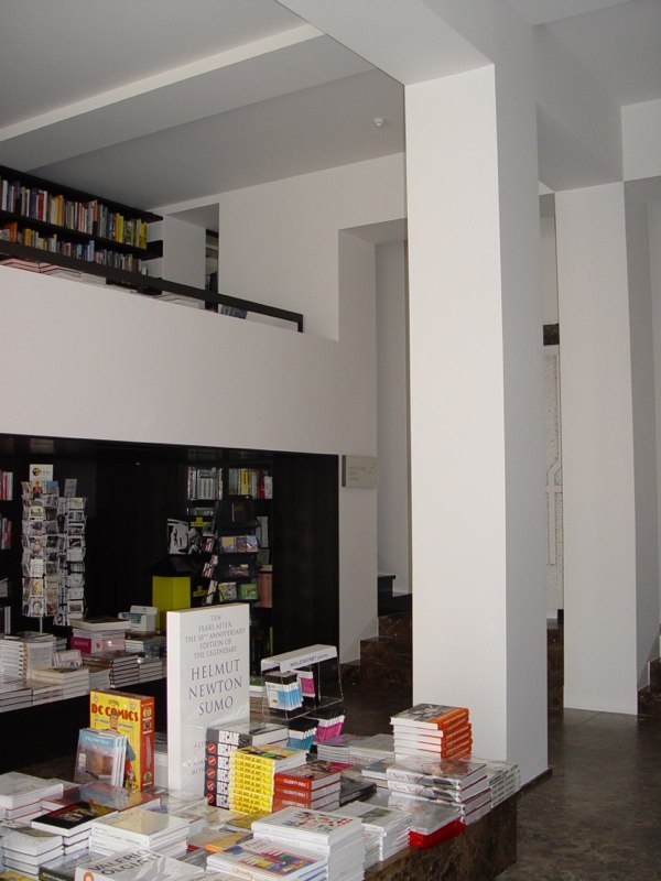 Interieurproject met warme tinten en nette schilderafwerking